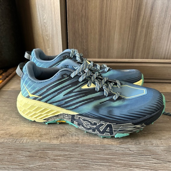 Brand new Hoka Speedgoat 4 women's 9 - Picture 1 of 5